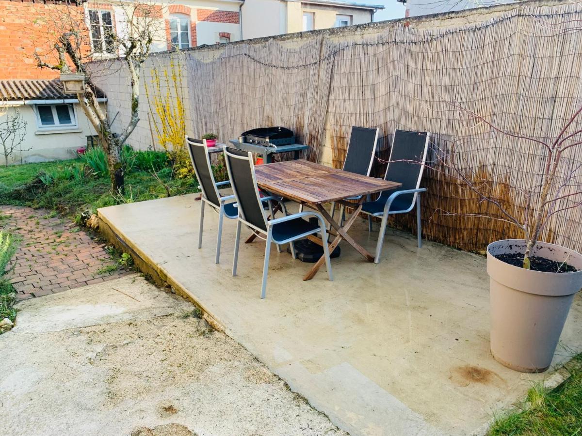 Maisonnette Du Coteau Ouest - Jardin Et Terrasse - Epernayヴィラ エクステリア 写真